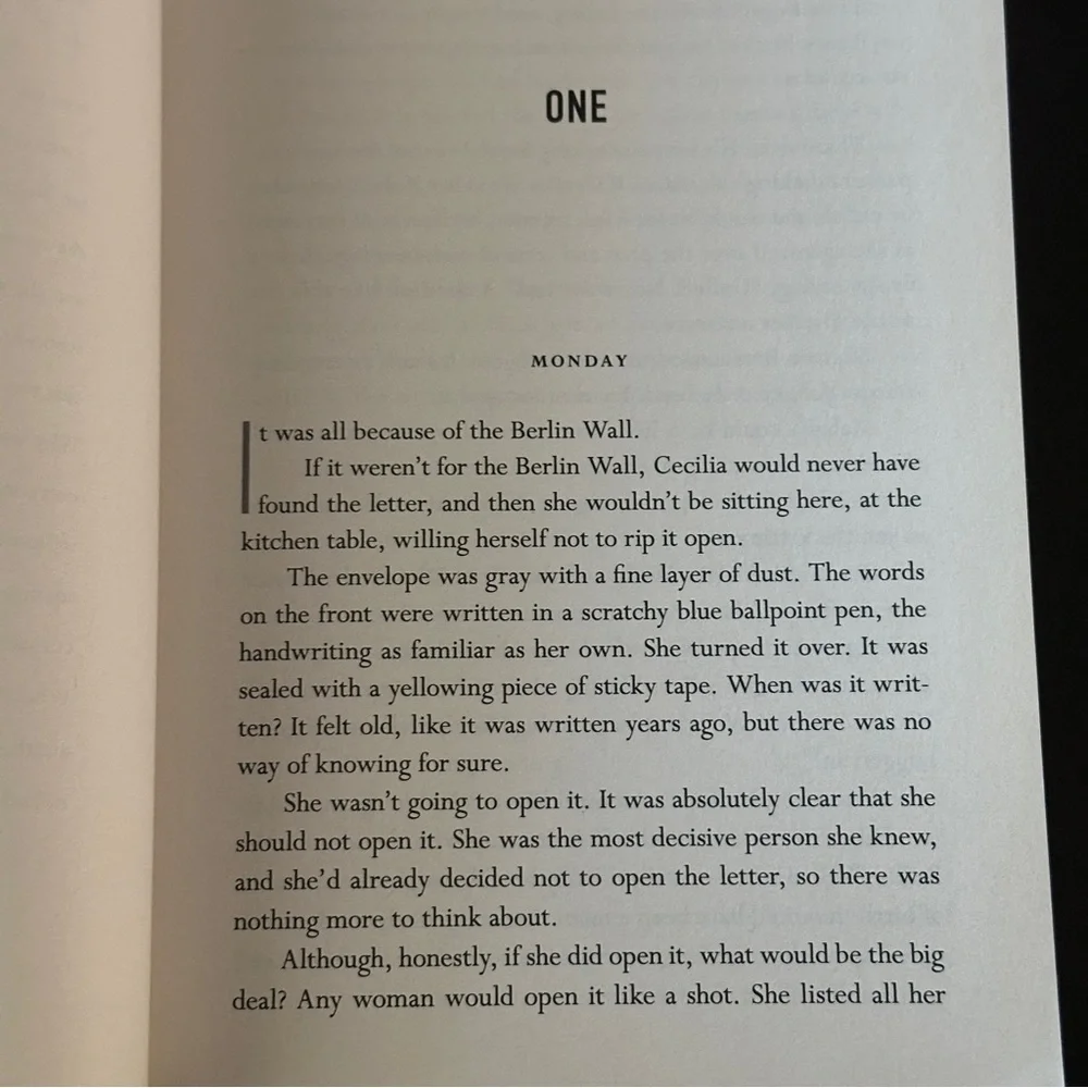 The Husband's Secret by Liane Moriarty | Fiction, Mystery | Paperback Book - Picture 7 of 7